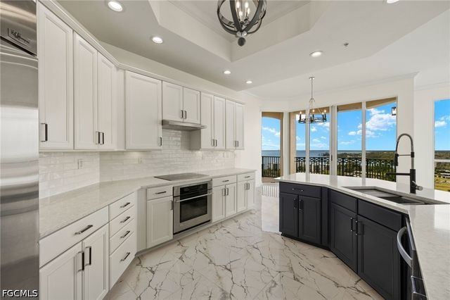3426 Hancock Bridge PKWY PH05, North Fort Myers, FL 33903