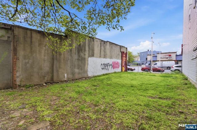 492 Springfield Avenue, Newark, NJ 07103