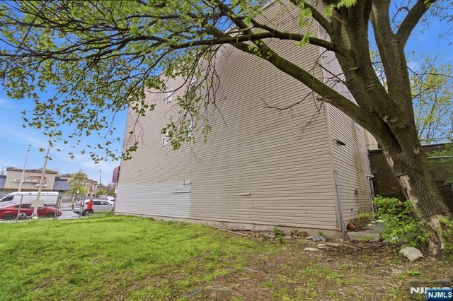 492 Springfield Avenue, Newark, NJ 07103