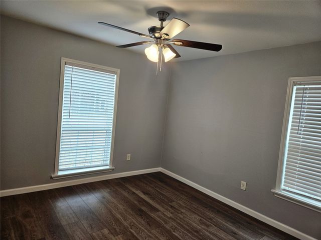 4008 Stonewall Street, Greenville, TX 75401