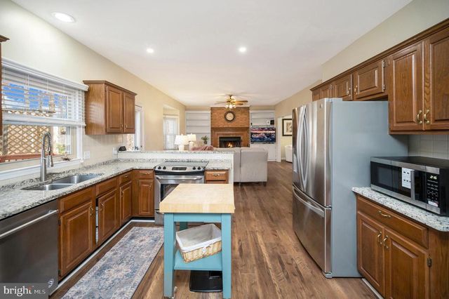 106 CHESTERFIELD CT, Locust Grove, VA 22508