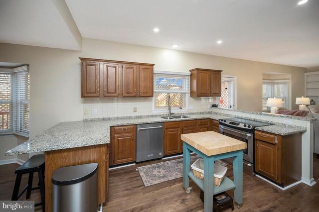 106 CHESTERFIELD CT, Locust Grove, VA 22508