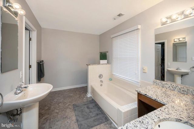 106 CHESTERFIELD CT, Locust Grove, VA 22508