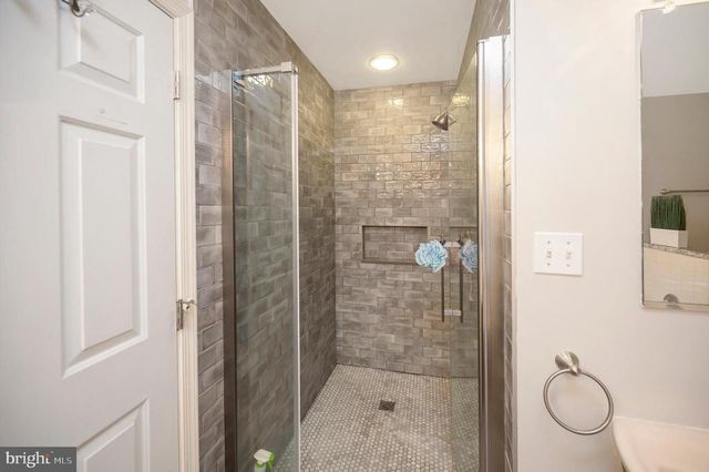 106 CHESTERFIELD CT, Locust Grove, VA 22508