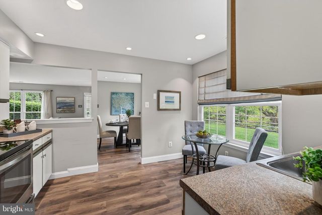 297 STANTON CT, Glen Mills, PA 19342