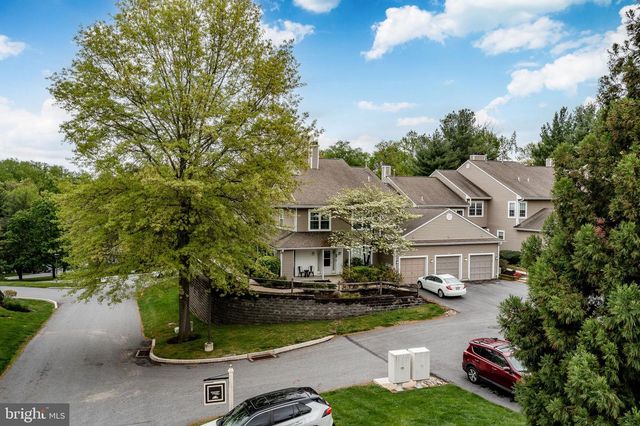 297 STANTON CT, Glen Mills, PA 19342