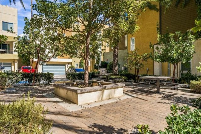 797 Leeward, Costa Mesa, CA 92627