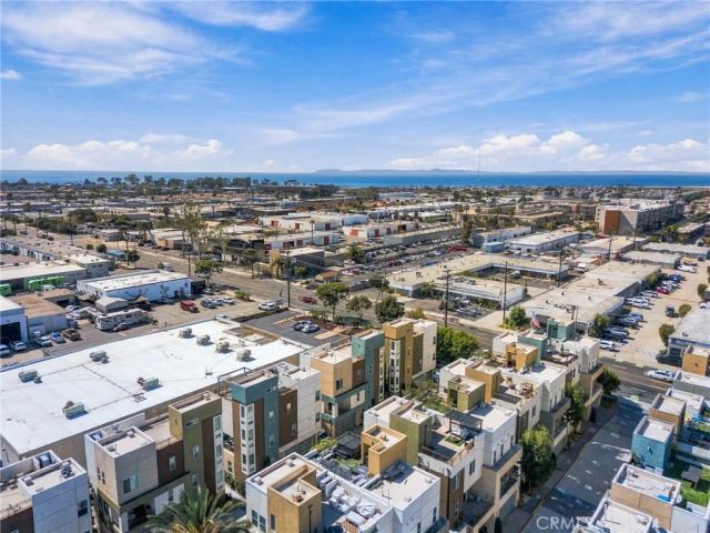 797 Leeward, Costa Mesa, CA 92627