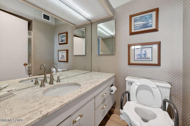 100 N Arlington Avenue 15e, Reno, NV 89501