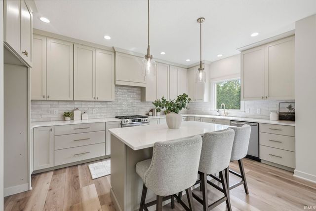 9836 Gala Cove, Fort Wayne, IN 46835