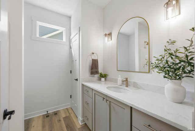 9836 Gala Cove, Fort Wayne, IN 46835