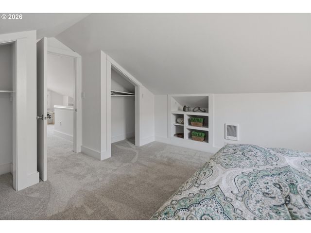 2313 GRANT St, Vancouver, WA 98660
