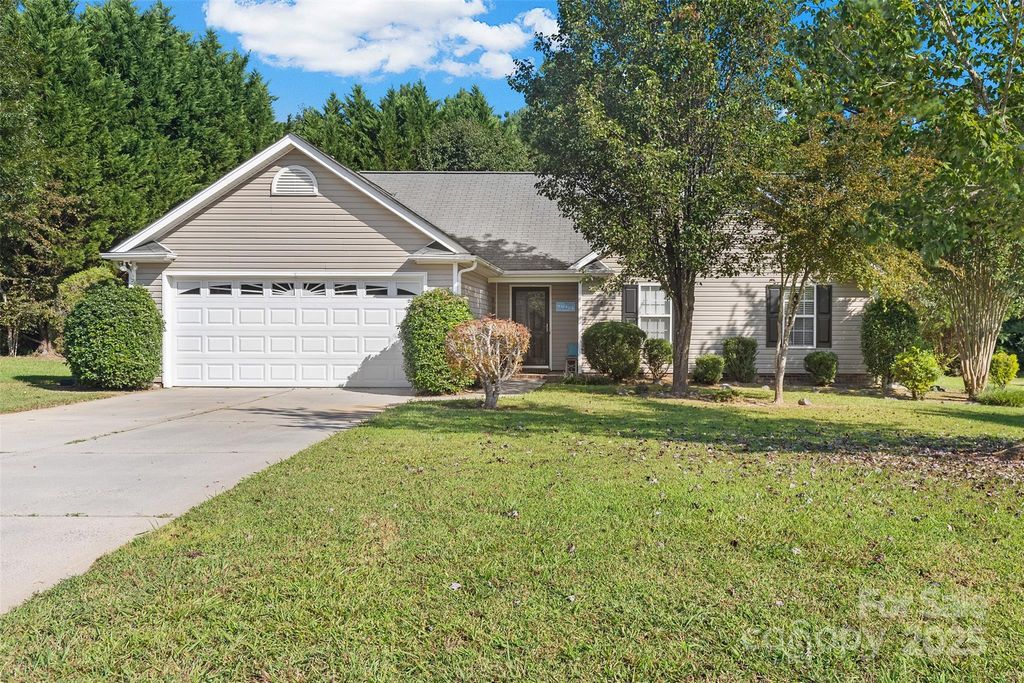 2608 Parkwest Drive, Albemarle, NC 28001