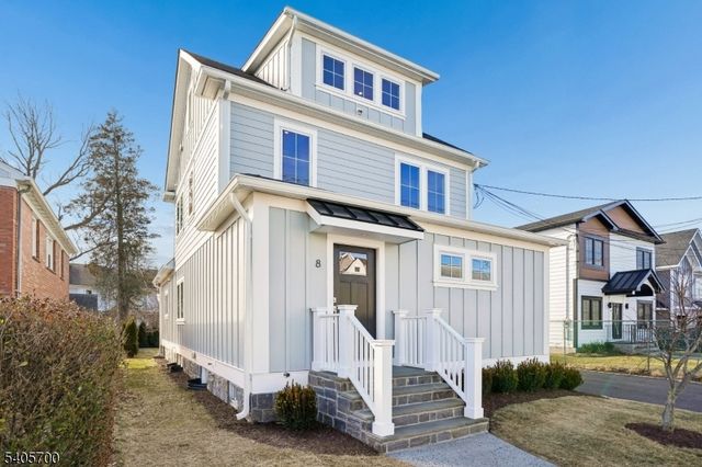 8 Willow St, Millburn Twp., NJ 07041