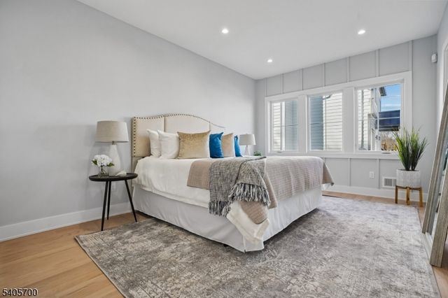 8 Willow St, Millburn Twp., NJ 07041