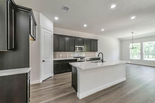 5326 Camp Creek Road, Baytown, TX 77523