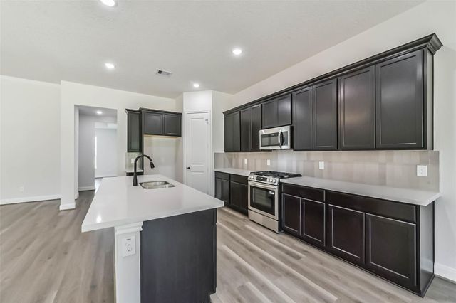 5326 Camp Creek Road, Baytown, TX 77523
