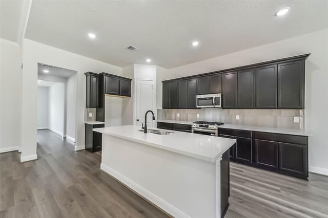 5326 Camp Creek Road, Baytown, TX 77523