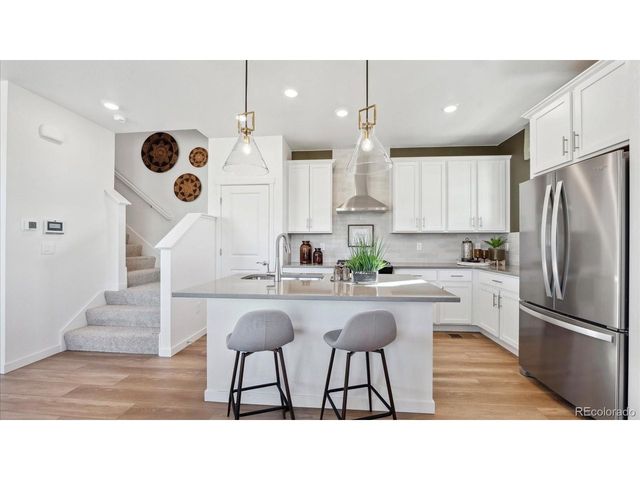 906 Logan Peak Way, Berthoud, CO 80513