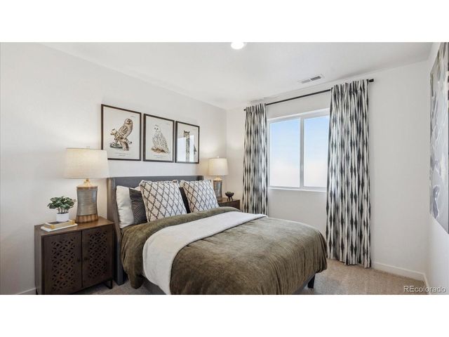 906 Logan Peak Way, Berthoud, CO 80513