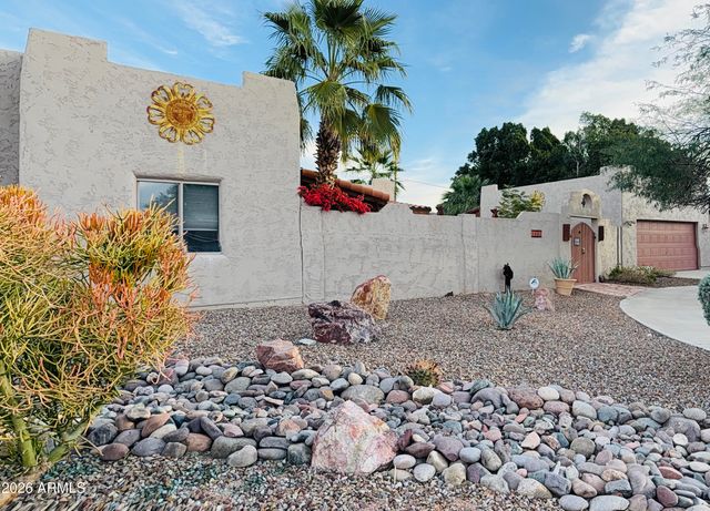 1802 E STELLA Lane, Phoenix, AZ 85016