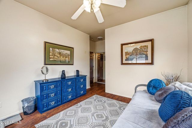 1802 E STELLA Lane, Phoenix, AZ 85016