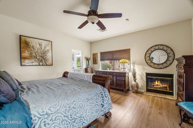 1802 E STELLA Lane, Phoenix, AZ 85016