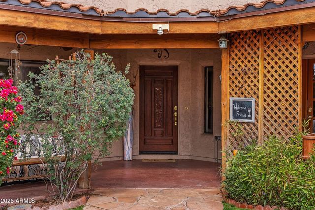 1802 E STELLA Lane, Phoenix, AZ 85016