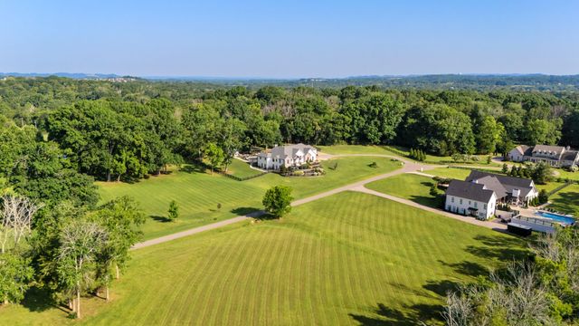 4715 Ritas Pvt Way, Franklin, TN 37064