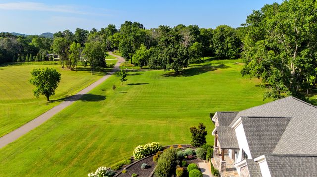 4715 Ritas Pvt Way, Franklin, TN 37064