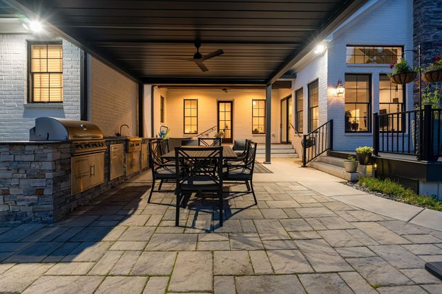 4715 Ritas Pvt Way, Franklin, TN 37064