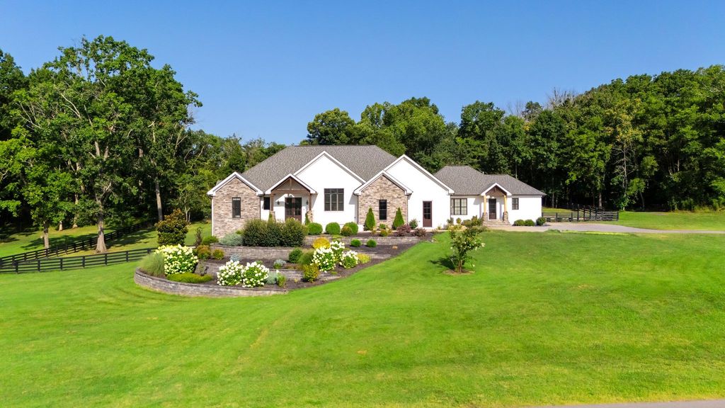 4715 Ritas Pvt Way, Franklin, TN 37064