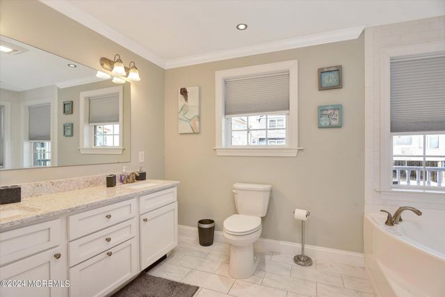 5 Fielder Avenue, Ortley Beach, NJ 08751