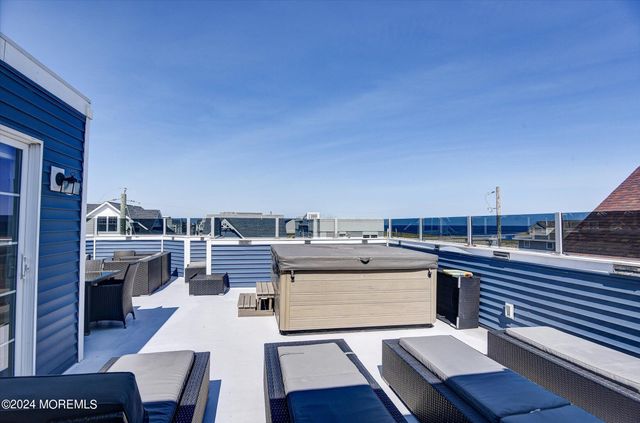 5 Fielder Avenue, Ortley Beach, NJ 08751