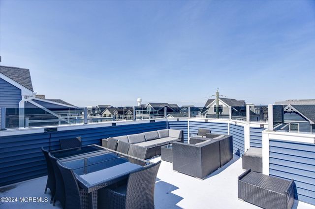 5 Fielder Avenue, Ortley Beach, NJ 08751