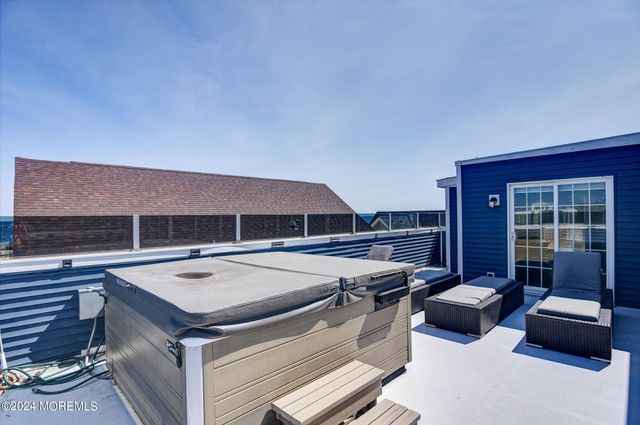 5 Fielder Avenue, Ortley Beach, NJ 08751