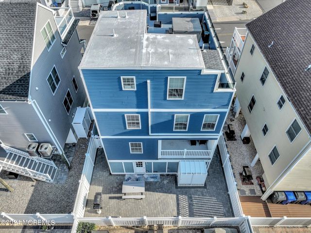 5 Fielder Avenue, Ortley Beach, NJ 08751