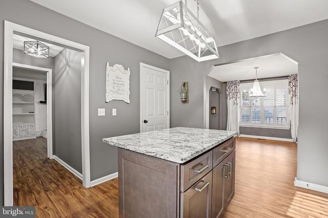 16 S POINTE LN, Fredericksburg, VA 22405