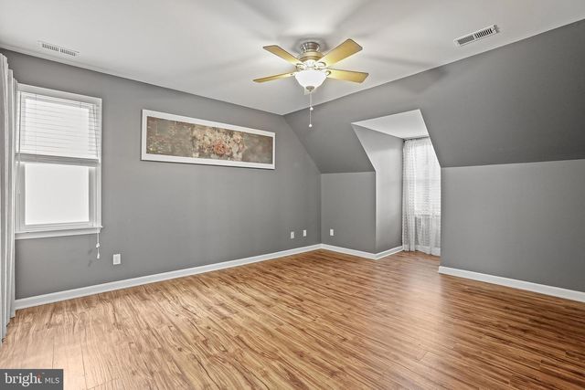 16 S POINTE LN, Fredericksburg, VA 22405