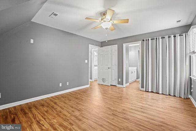 16 S POINTE LN, Fredericksburg, VA 22405