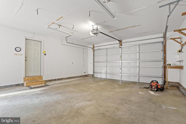 16 S POINTE LN, Fredericksburg, VA 22405