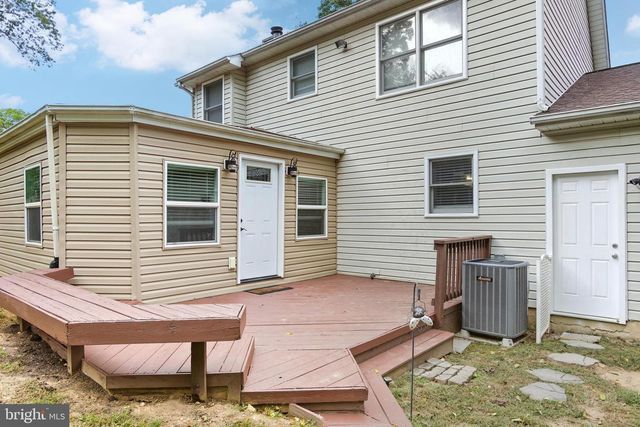 16 S POINTE LN, Fredericksburg, VA 22405