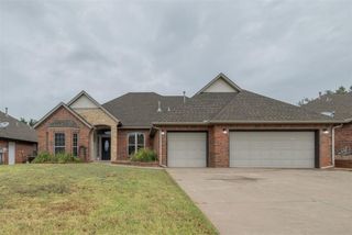 245 E Atlanta Terrace, Mustang, OK 73064
