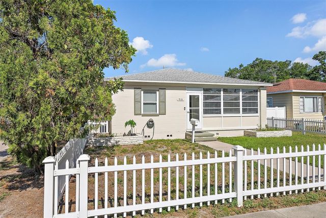 918 27TH STREET N, St Petersburg, FL 33713