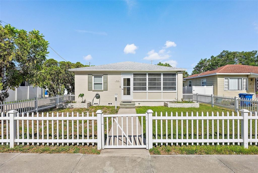 918 27TH STREET N, St Petersburg, FL 33713