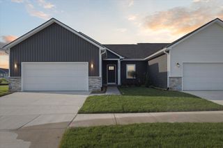 246 Marion Oaks Dr Drive, Marion Twp, MI 48843