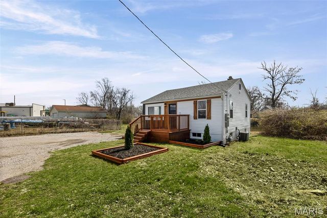 4132 Pontoon Road, Granite City, IL 62040