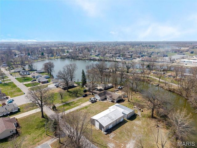 4132 Pontoon Road, Granite City, IL 62040