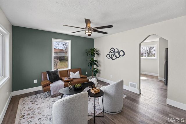 4132 Pontoon Road, Granite City, IL 62040