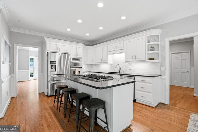 280 Flowing Spring Trail, Roswell, GA 30075